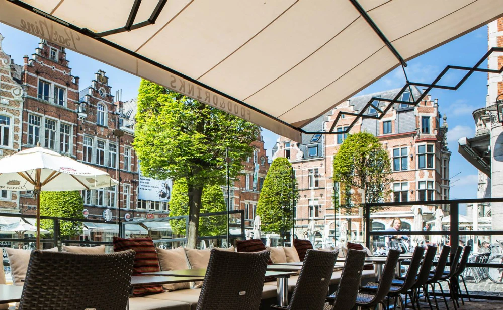 Een schaararmscherm voor een comfortabeler terras
